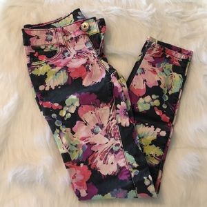 Candie's Floral Skinny Jeans